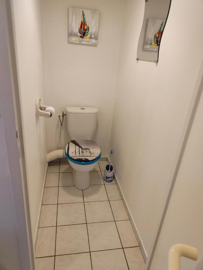 Appartement 2 Pieces Avec Une Grande Terrasse, 3 Etoiles, Wifi, Box Pour Vehicule Et Velos เลส์ซาบล์-โดล็อนน์ ภายนอก รูปภาพ