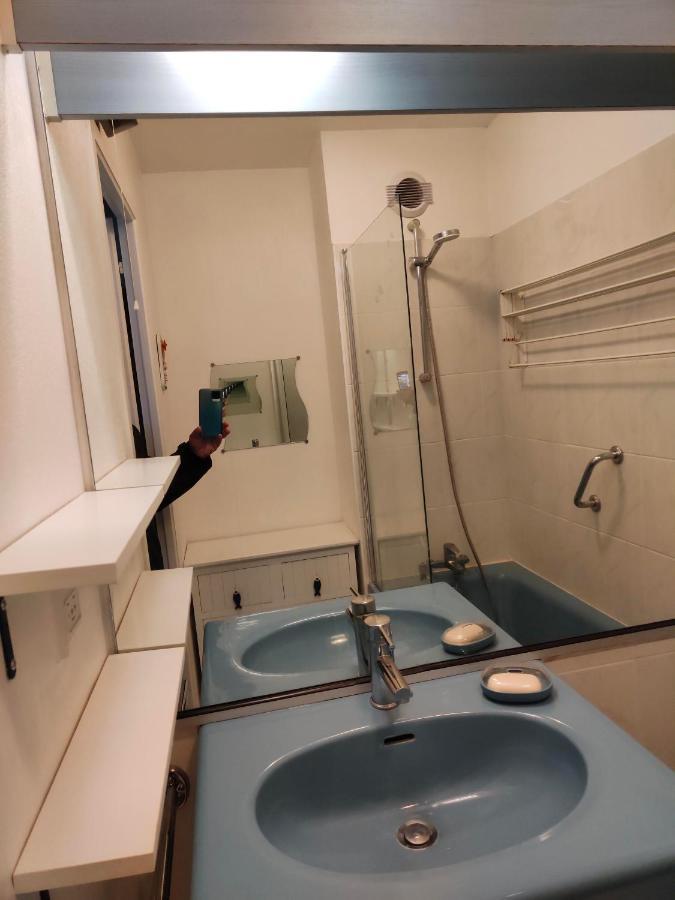 Appartement 2 Pieces Avec Une Grande Terrasse, 3 Etoiles, Wifi, Box Pour Vehicule Et Velos เลส์ซาบล์-โดล็อนน์ ภายนอก รูปภาพ